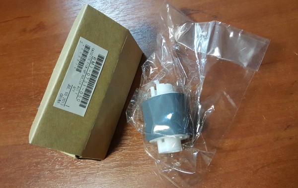 Ролик захвата из кассеты (лоток 2,3) HP LJ 5200/ CLJ 3500/3550/3700 (RM1-0731) OEM
