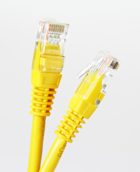 Патчкорд литой Aopen/Qust UTP кат.5е 1,5м желтый <ANP511_1.5M_Y>