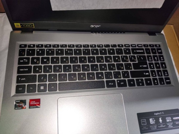 Ноутбук Acer ASPIRE 3 A315-24P-R458 15.6" FHD, AMD R5-7520(4*8*2,8), 16Gb, 512GB SSD, No ODD, int., no OS, серебро (NX.K