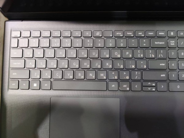 Ноутбук Dell Vostro 3520 15.6'' FHD, Intel Core i5-1235U, 8Gb, SSD 512Gb, vga int., no ODD, w\o OS, черный (N1610PVNB352